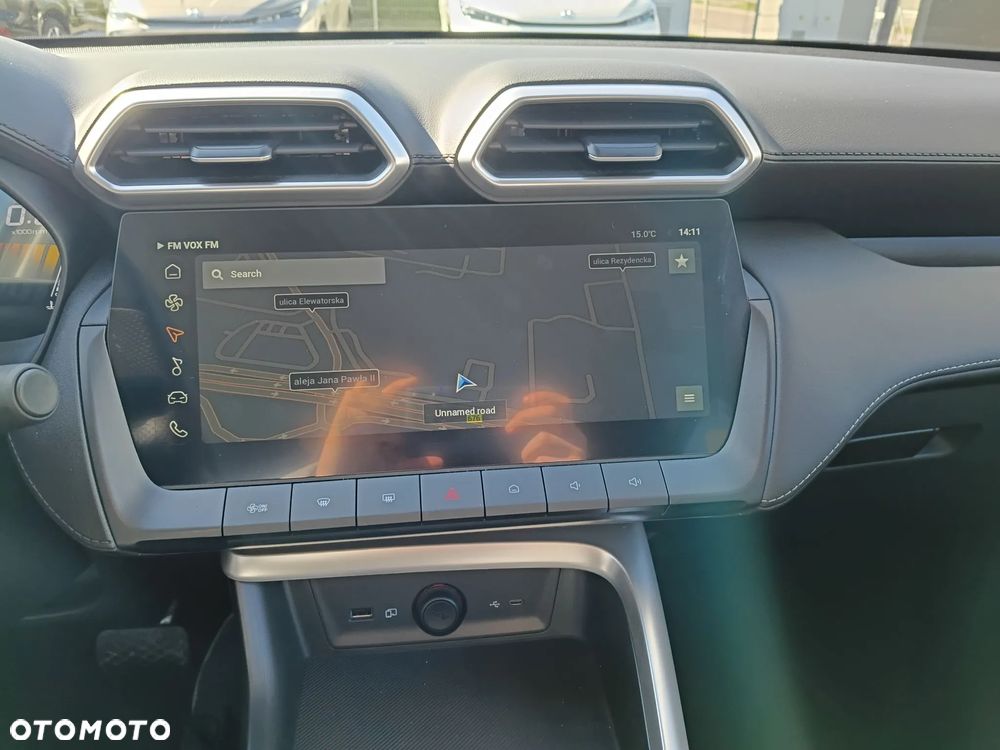 MG ZS Hybrid+ - 24