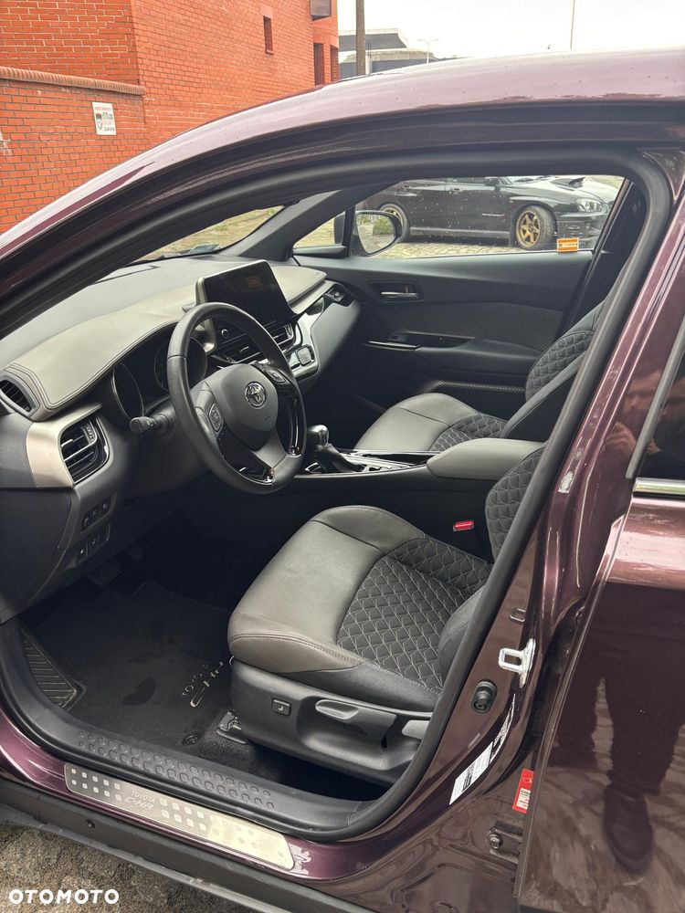 Toyota C-HR 1.8 Hybrid GPF Executive - 9
