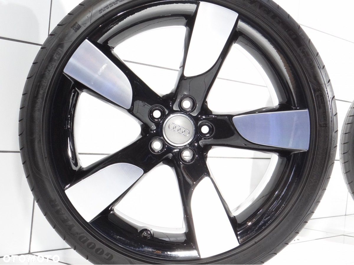 Koła letnie   19" AUDI A5 S5 8T0 - 3