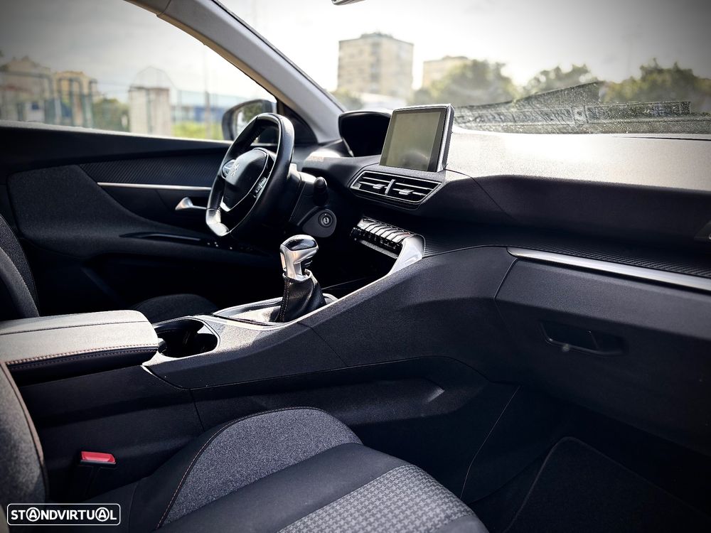 Peugeot 3008 1.5 BlueHDi Allure - 10