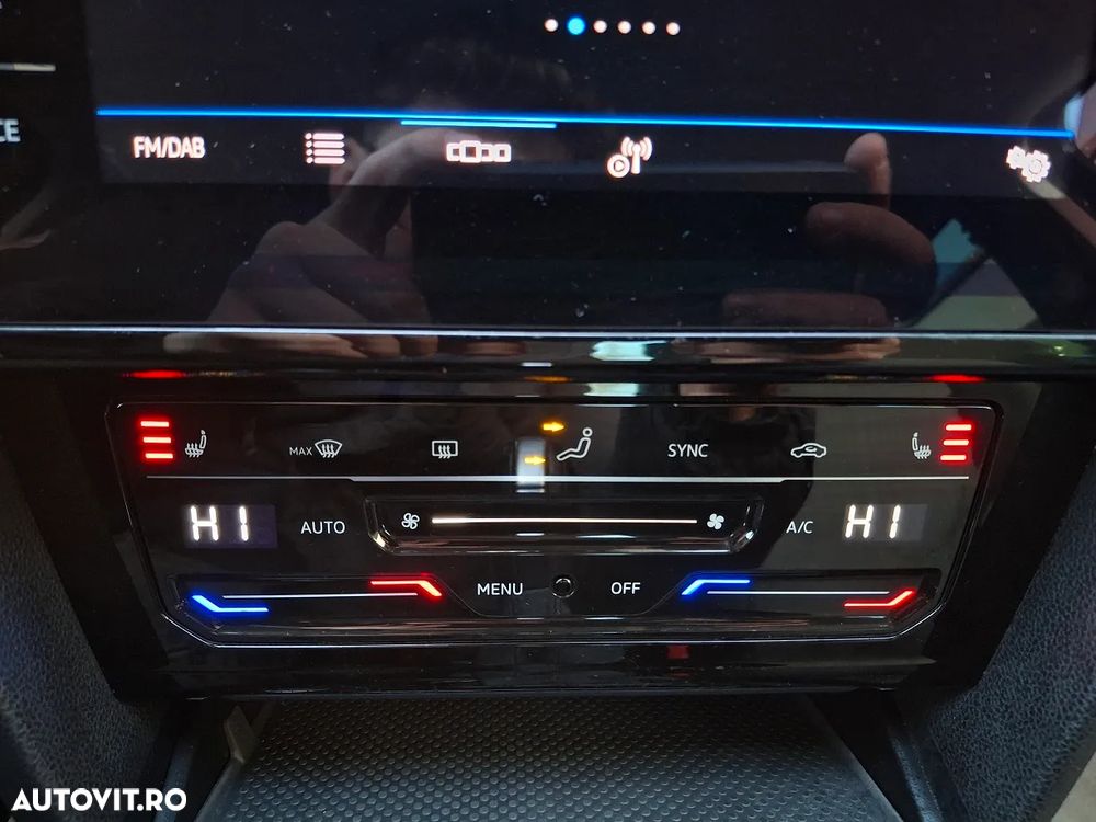 Volkswagen Passat 2.0 TDI DSG Comfortline - 19