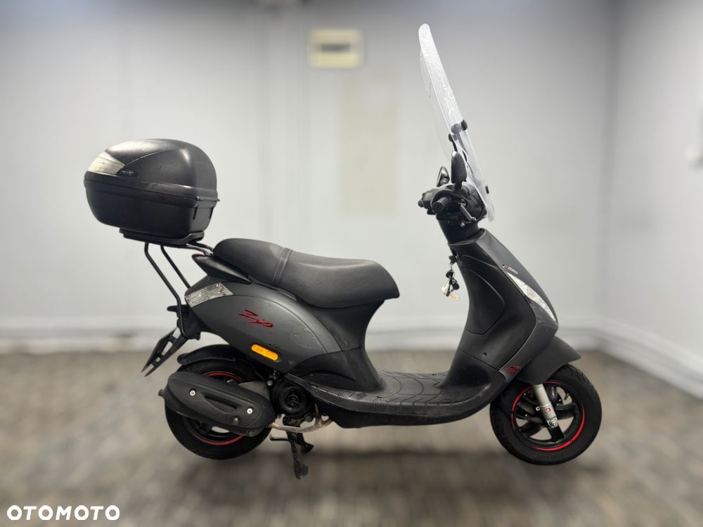 Piaggio ZIP - 2