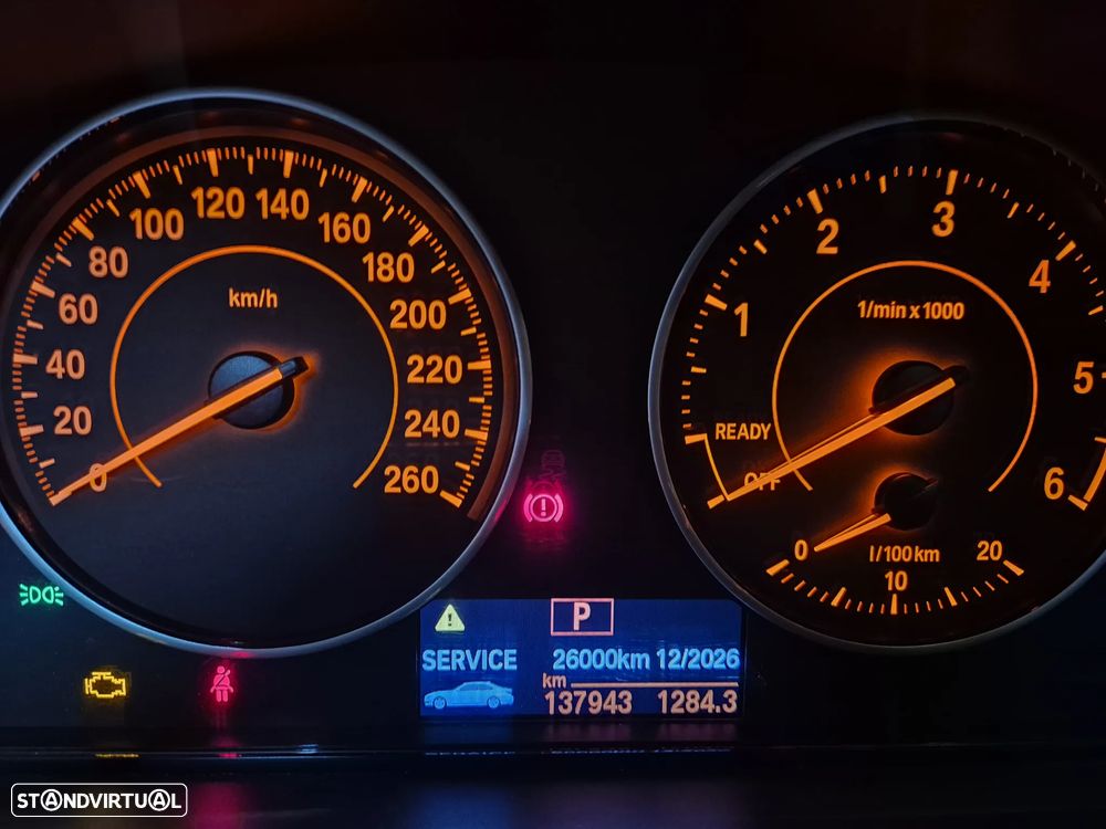 BMW 320 d Pack M Auto - 10