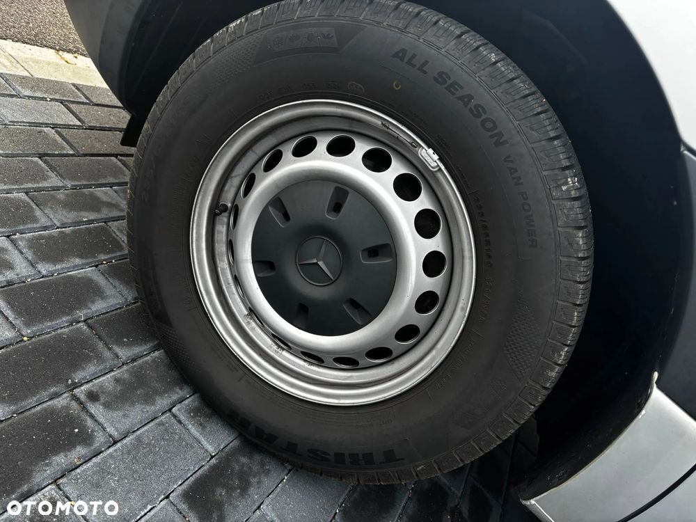 Mercedes-Benz Sprinter - 18