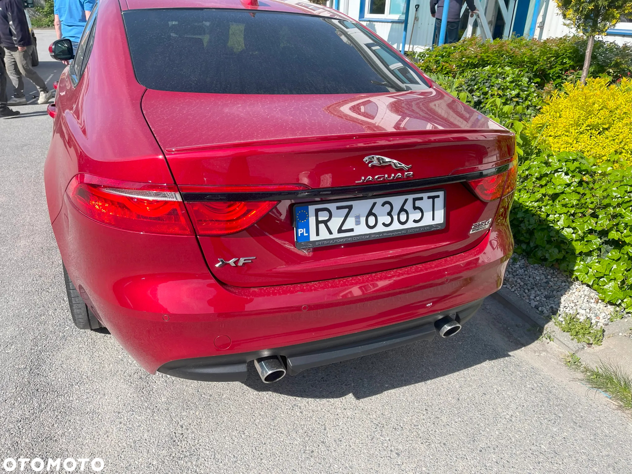 Jaguar XF 2.0 i4D AWD R-Sport - 2