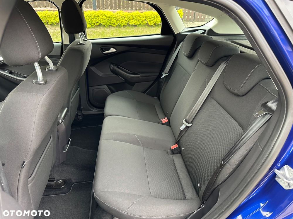 Ford Focus 1.0 EcoBoost Titanium - 11