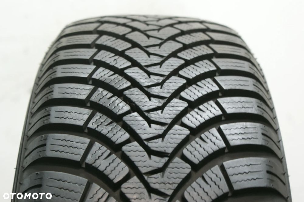 225/65R17 FALKEN EUROWINTER HS01 SUV , 8,2mm 2022r A10124 - 1