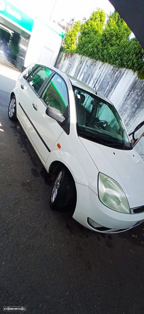 Ford Fiesta 1.4 Ghia - 1