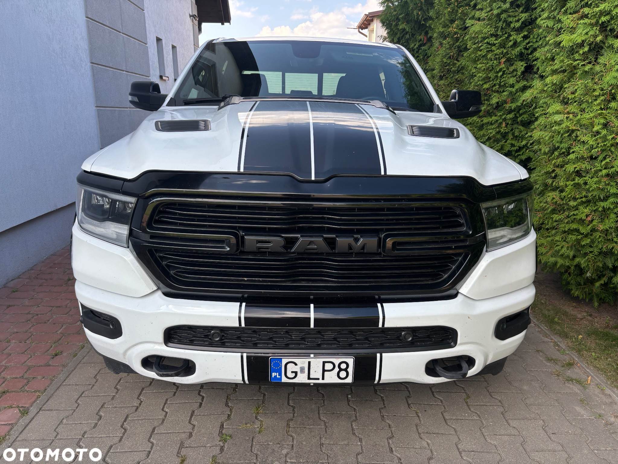 RAM 1500 5.7 Quad Cab Longbed Bighorn Black