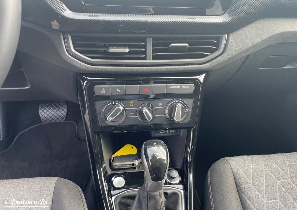 VW T-Cross 1.0 TSI Urban DSG - 10