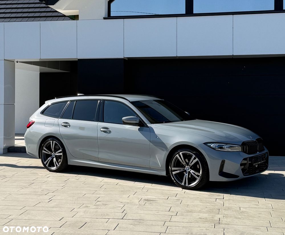 BMW Seria 3 320d xDrive M Sport Shadow - 23