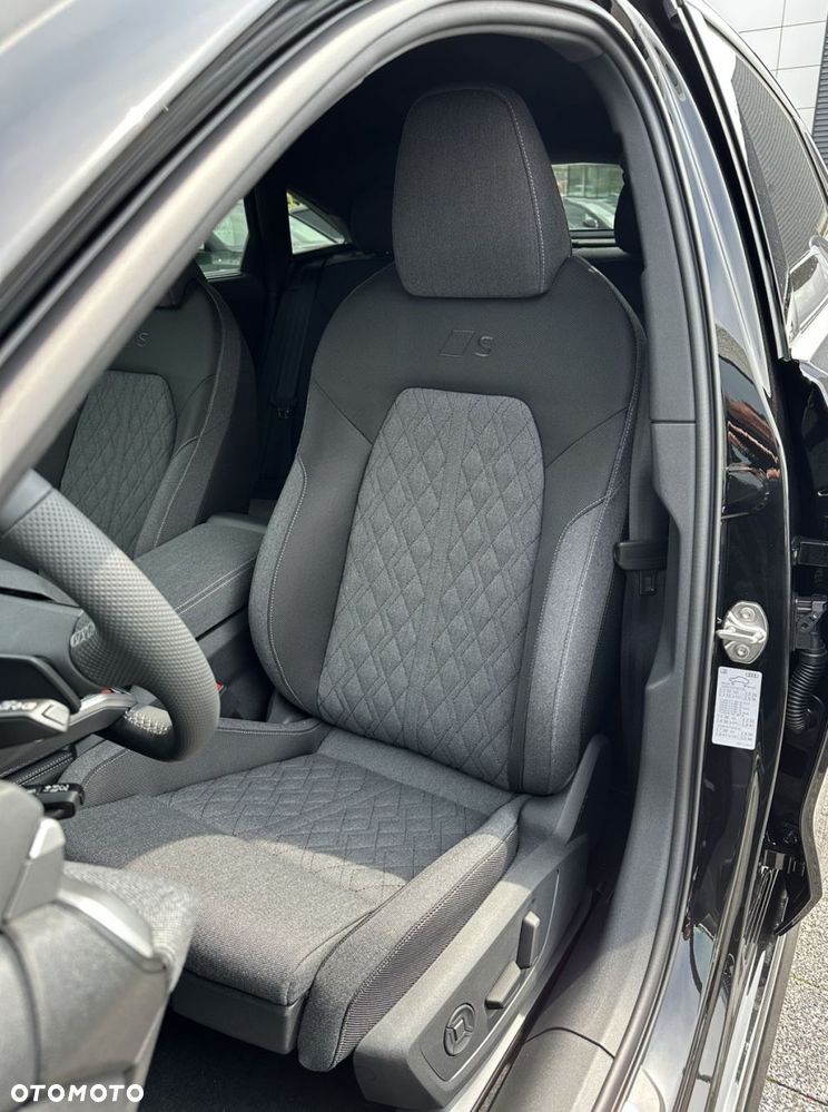 Audi A5 Limousine - 13