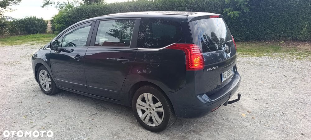Peugeot 5008 - 6