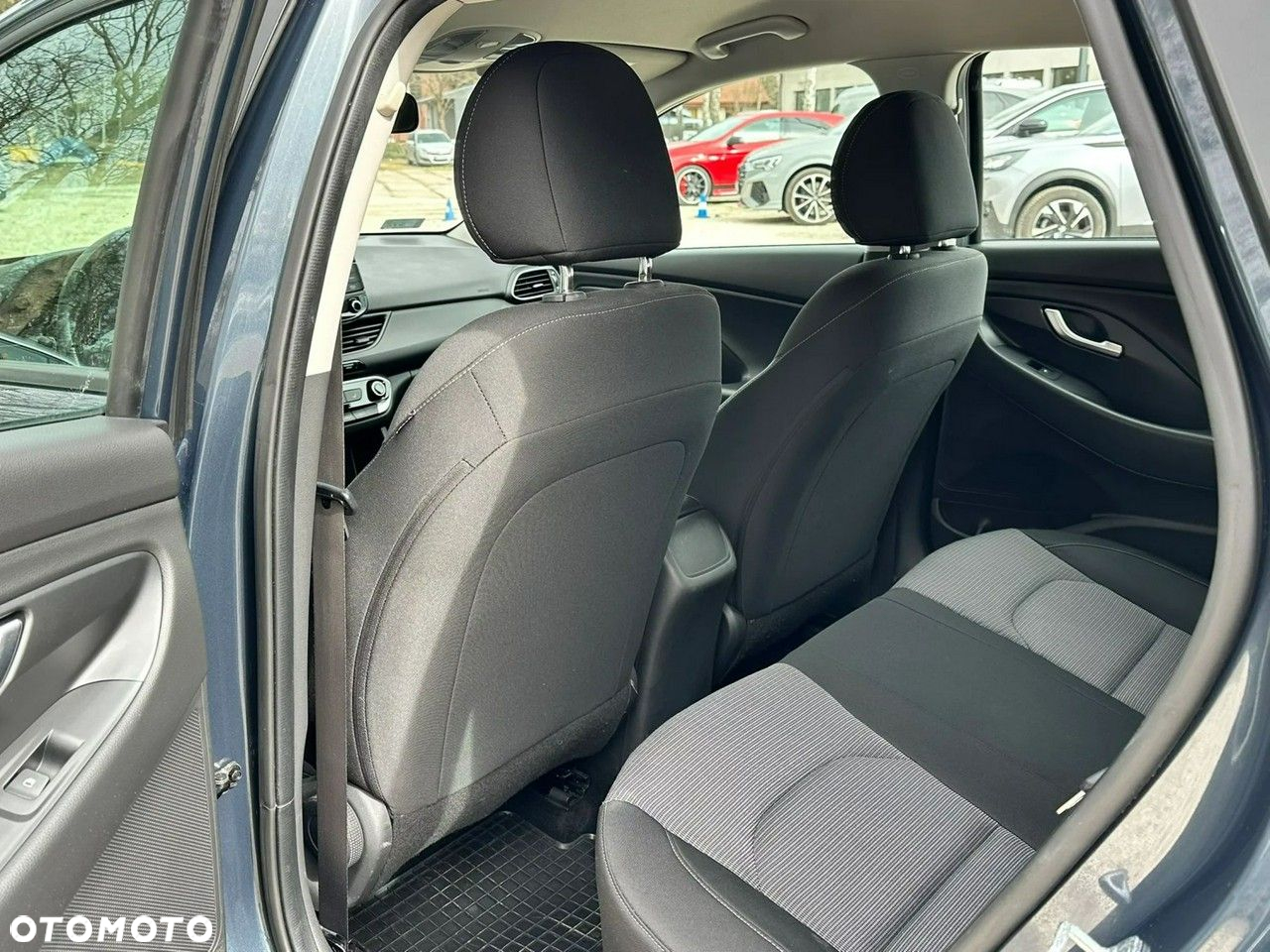 Hyundai i30 1.6 D Classic + - 10
