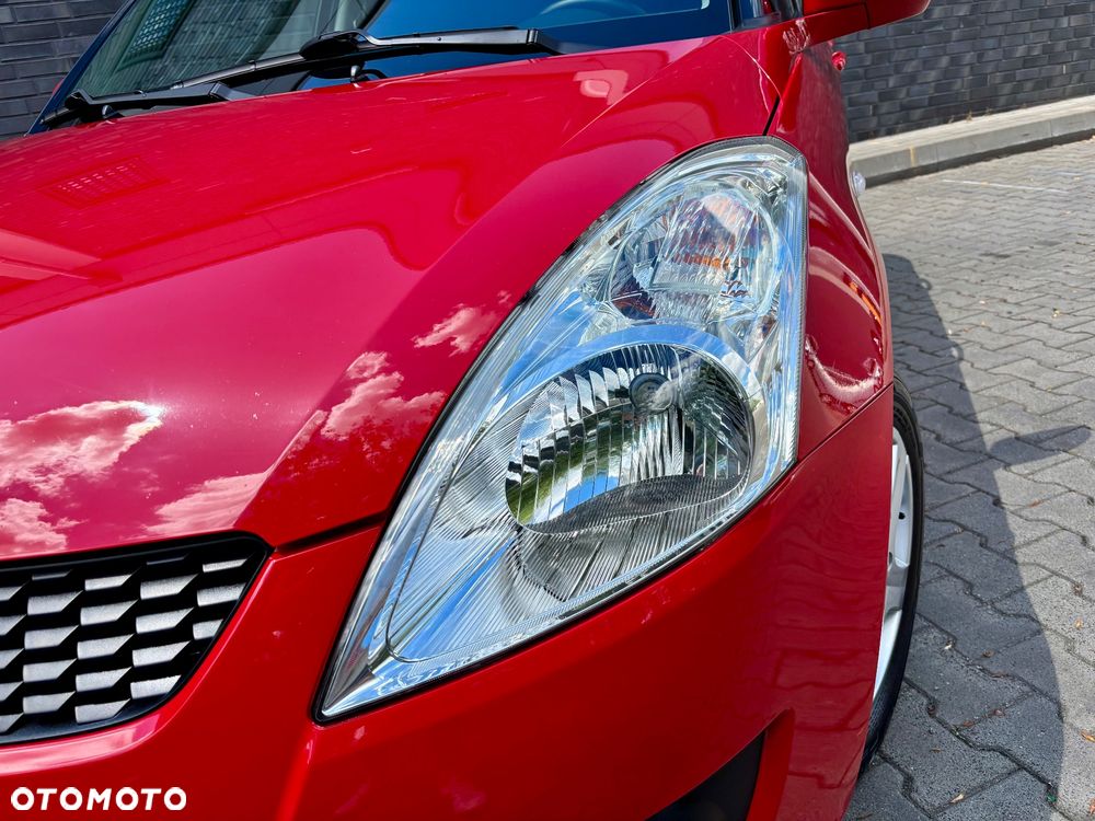 Suzuki Swift 1.2 Premium - 11