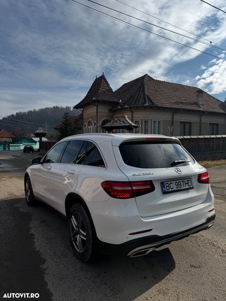 Mercedes-Benz GLC 220 d 4MATIC 9G-TRONIC AMG Line - 5