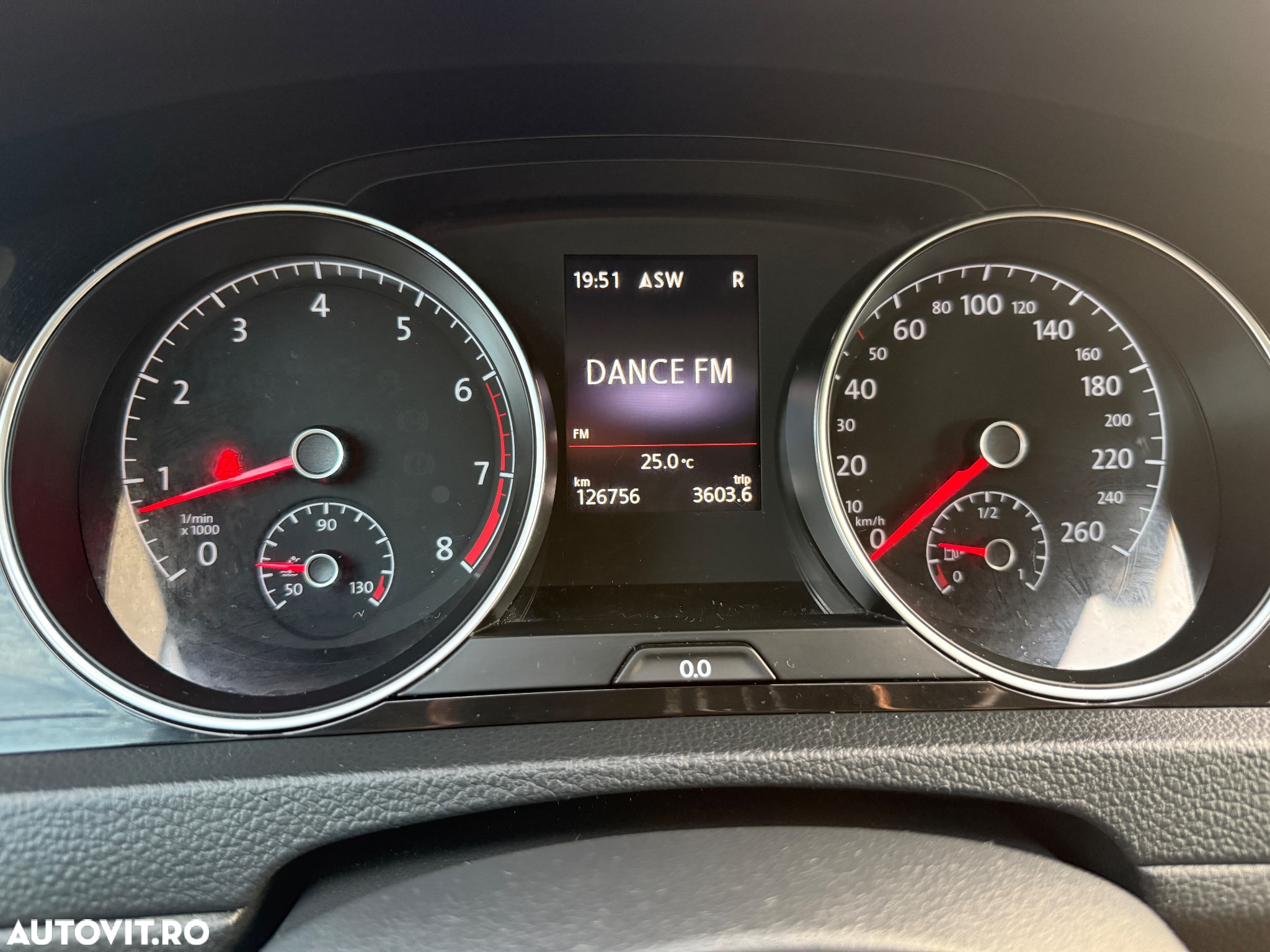 Volkswagen Golf 1.4 TSI BlueMotion Technology DSG Comfortline - 15