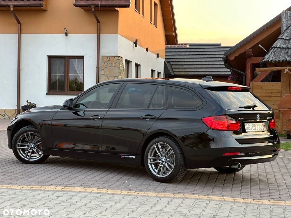 BMW Seria 3 320d xDrive DPF Edition Exclusive - 6