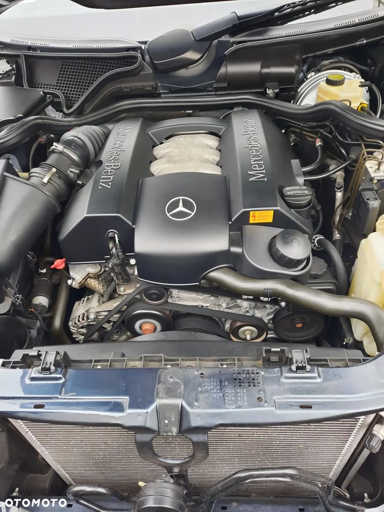 Mercedes-Benz Klasa E - 12