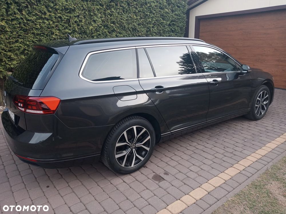 Volkswagen Passat 2.0 TSI Business DSG - 10