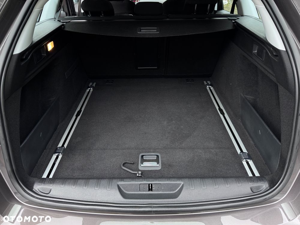 Peugeot 308 1.2 PureTech Allure S&S - 18