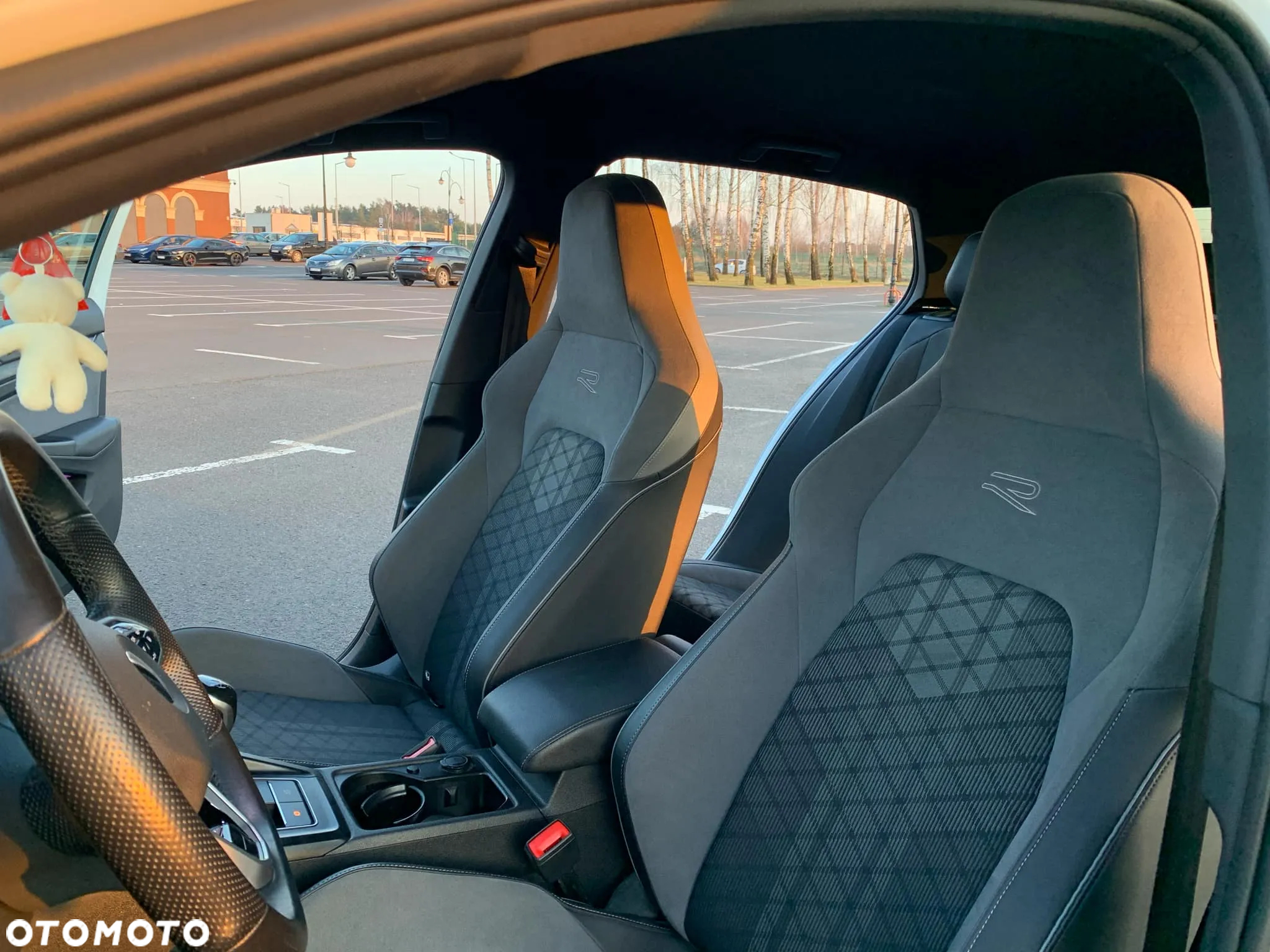 Volkswagen Golf VIII 1.5 TSI EVO R-Line - 12