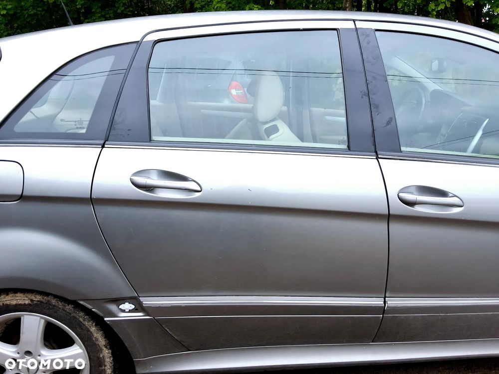 MERCEDES B-KLASA W245 PRAWE TYLNE DRZWI W KOLOR 748 DO MONTAŻU 2005-2008 ROK - 1
