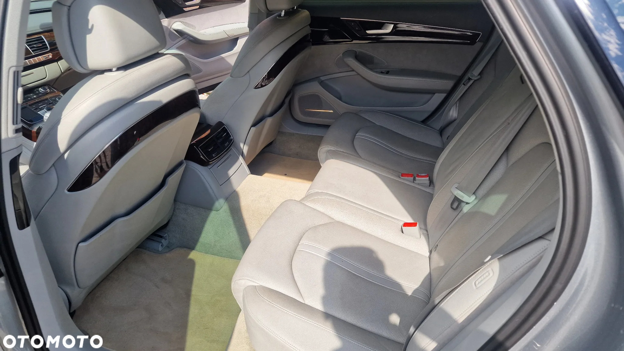 Audi A8 4.2 FSI L Quattro - 15