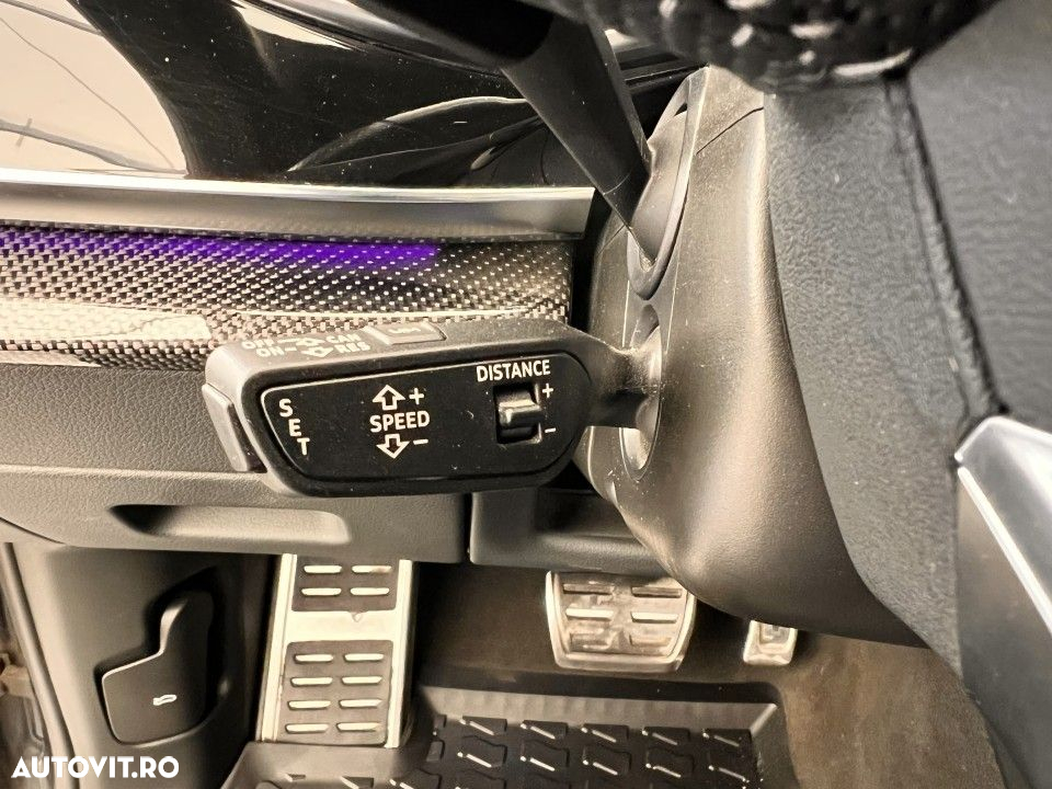 Audi SQ8 - 17