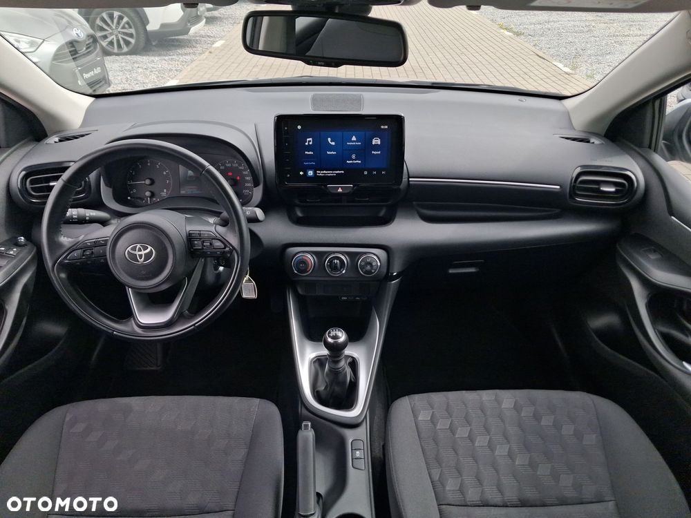 Toyota Yaris 1.5 Comfort - 17