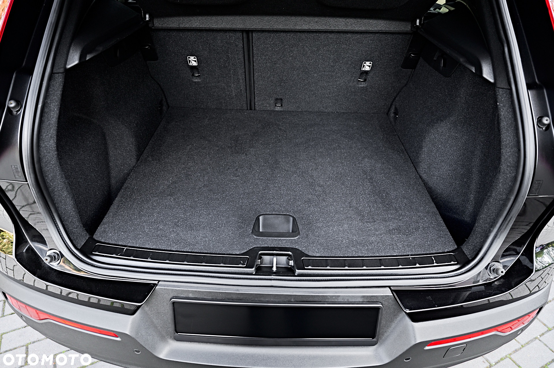 Volvo XC 40 T3 - 21