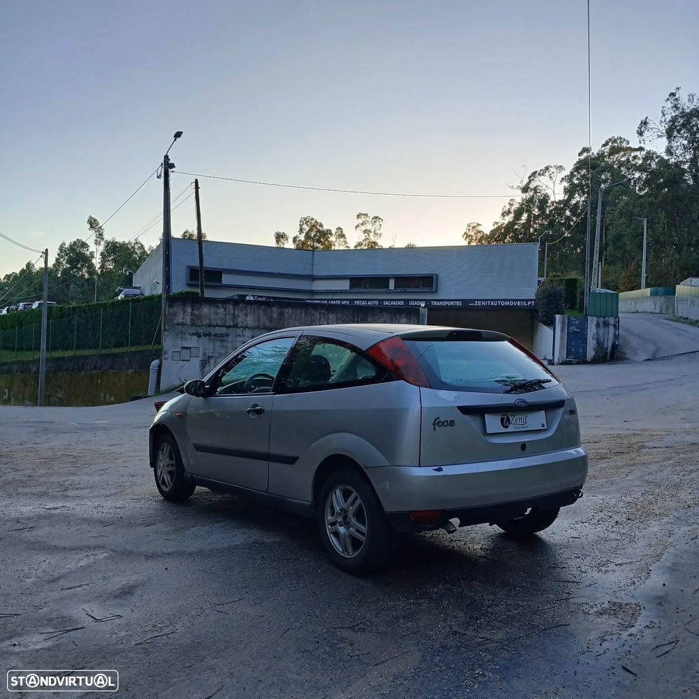 Ford Focus I 1.8 de 2001 – Peças Usadas (10193) - 3