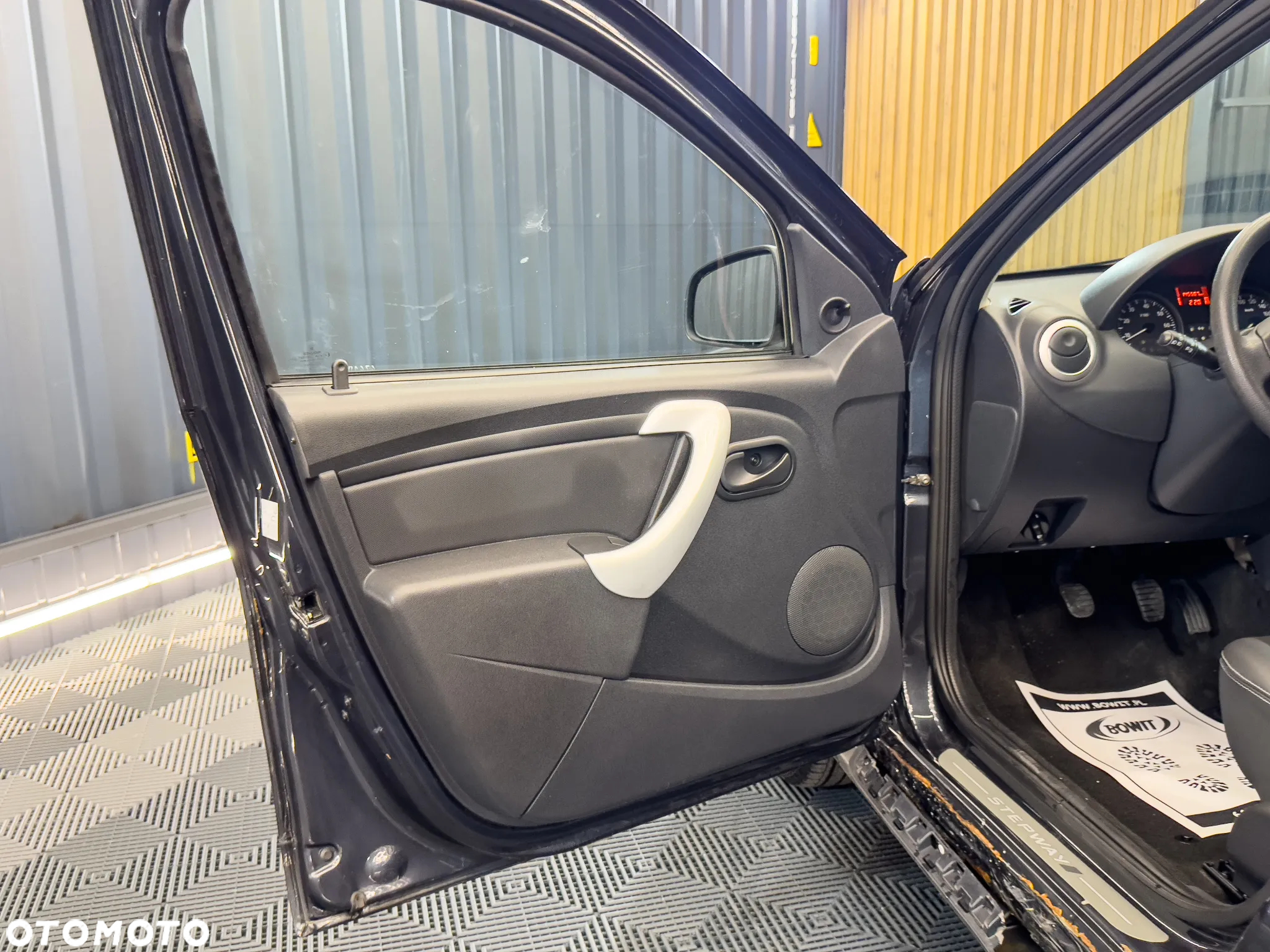 Dacia Sandero 1.5 dCi Laureate - 23