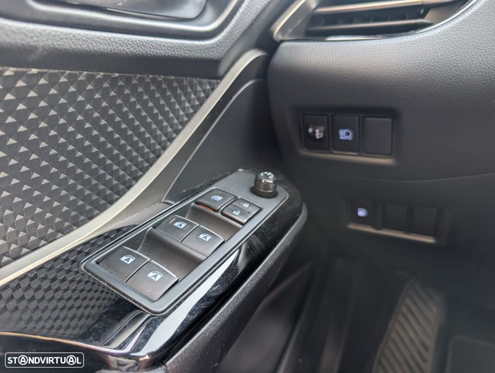 Toyota C-HR 1.8 Hybrid Square Collection - 15
