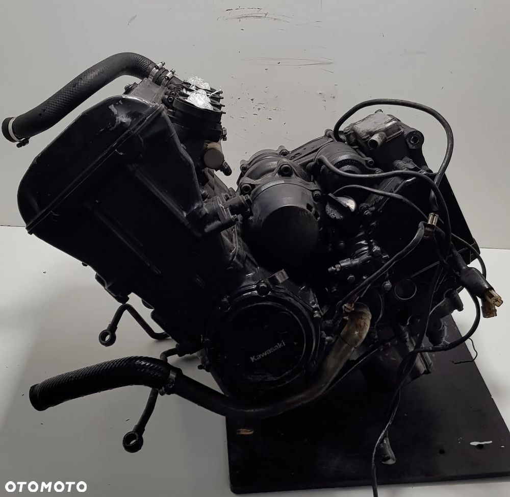 Kawasaki ZZR 1100 Silnik - 6