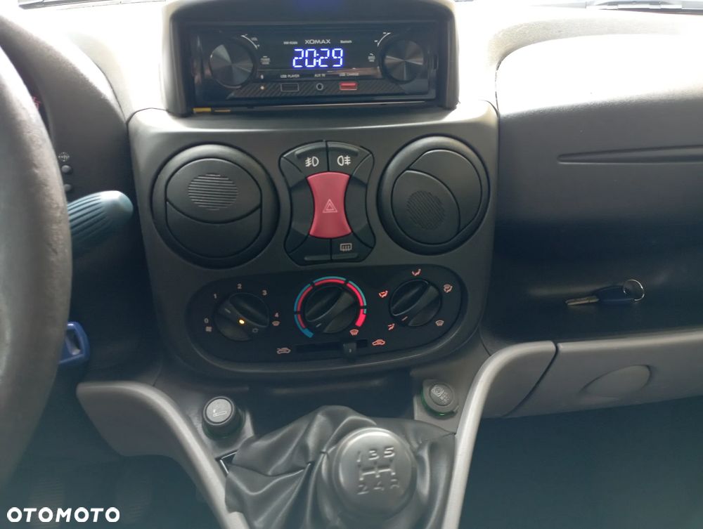 Fiat Doblo 1.4 8V Dynamic - 22