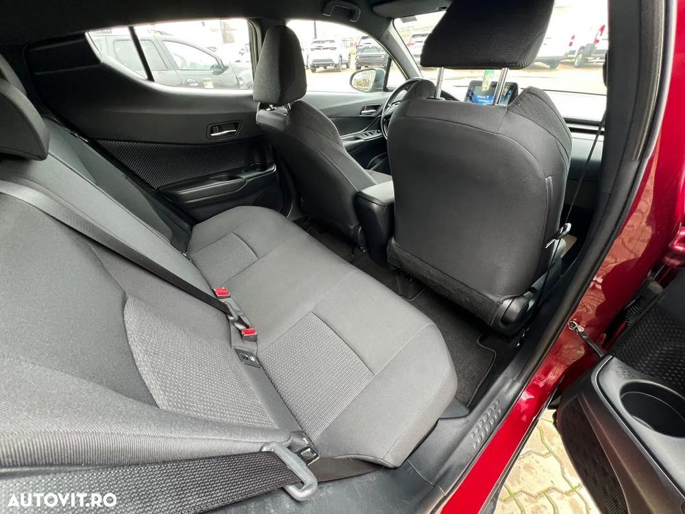 Toyota C-HR 1.8 HSD 4x2 CVT C-ult - 16
