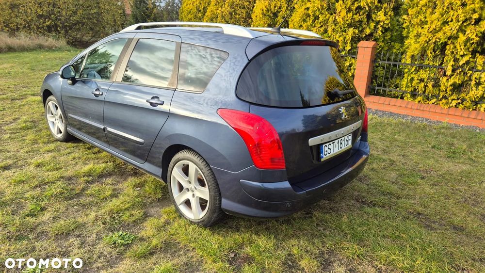 Peugeot 308 SW HDi FAP 135 Platinum - 8