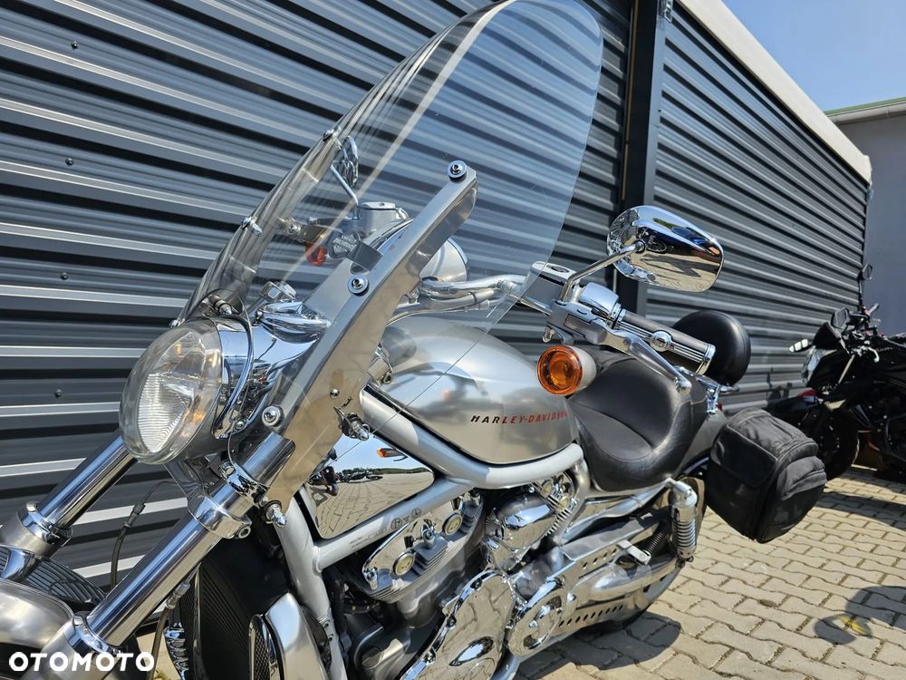 Harley-Davidson V-Rod Street Rod - 15