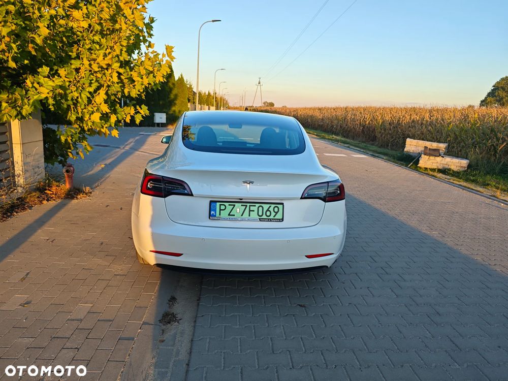 Tesla Model 3 Standard Range Plus - 15
