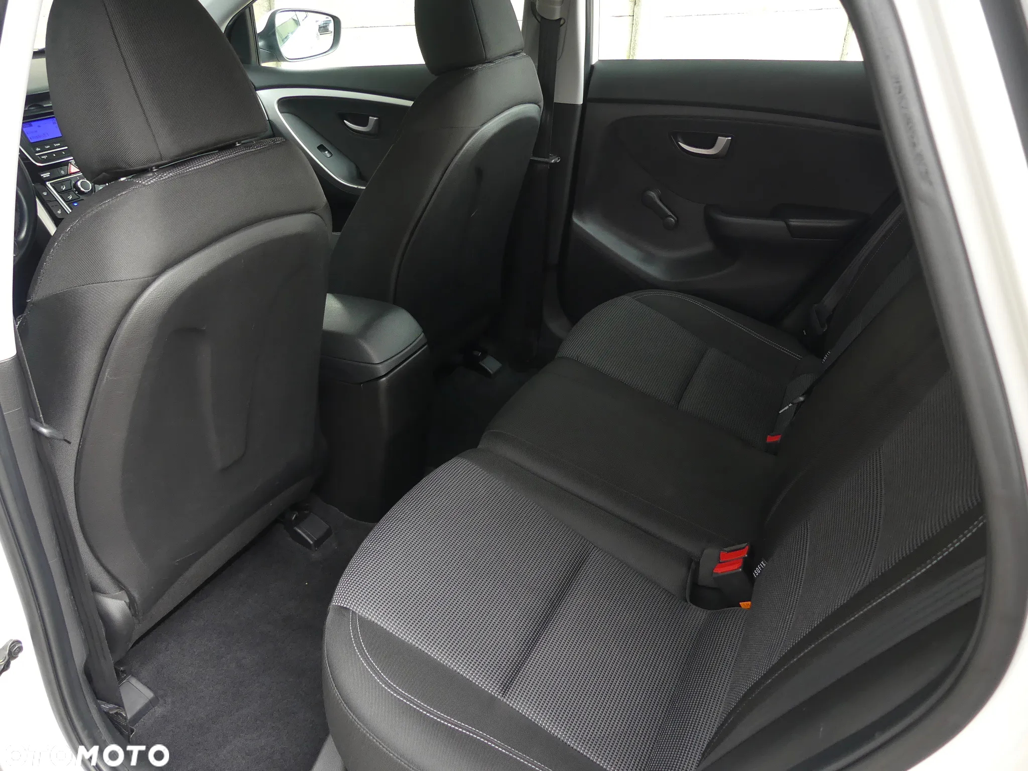 Hyundai i30 1.6 CRDI Fifa World Cup Edition - 13