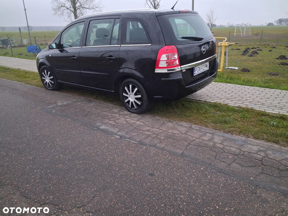 Opel Zafira 1.8 Family - 3