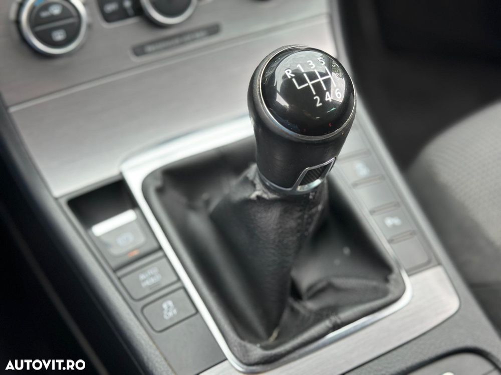 Volkswagen Passat 2.0 TDI Comfortline DPF - 23