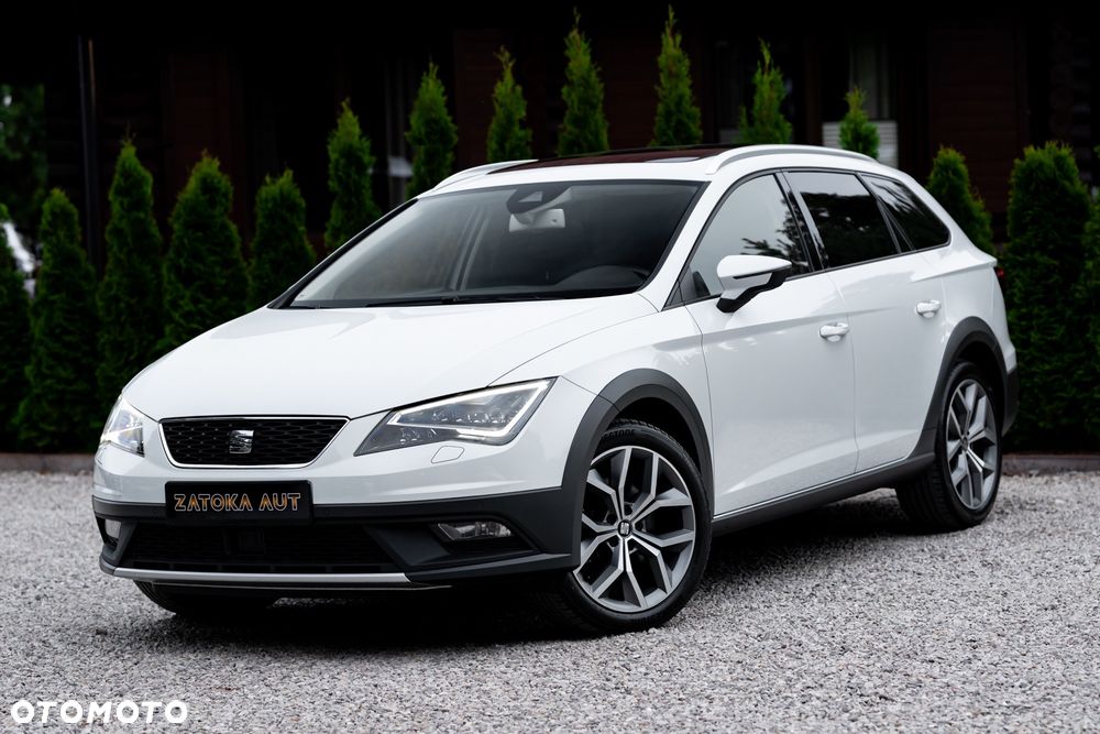 Seat Leon Sportstourer 1.8 TSI Start&Stop 4Drive DSG X-Perience - 2