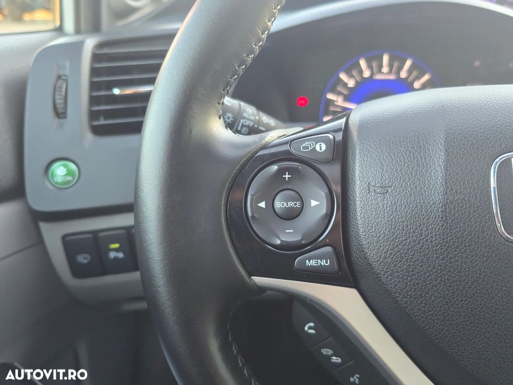 Honda Civic 1.8 MT ES - 8