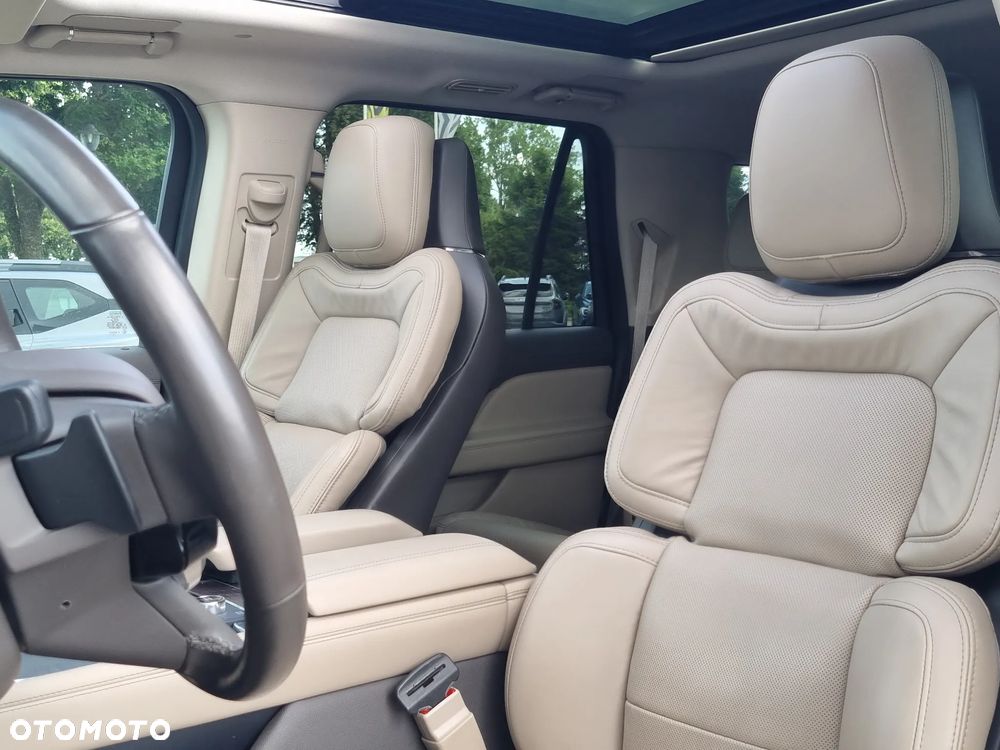 Lincoln Navigator - 8