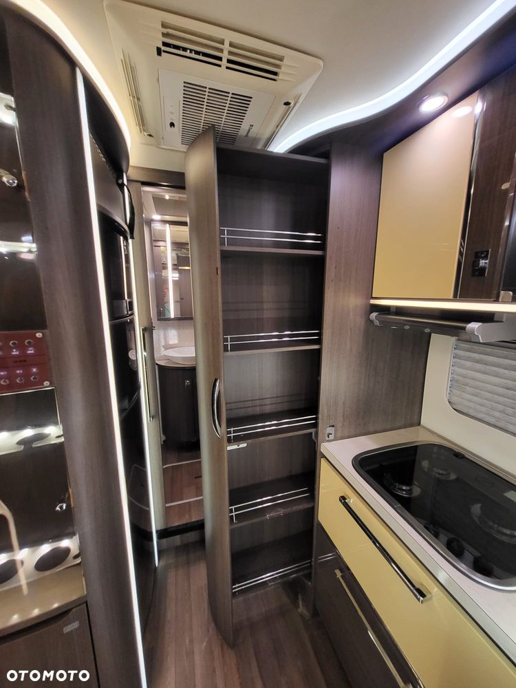 Burstner Grand Panorama 920 - 18