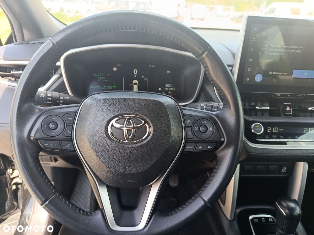 Toyota Corolla Cross - 16