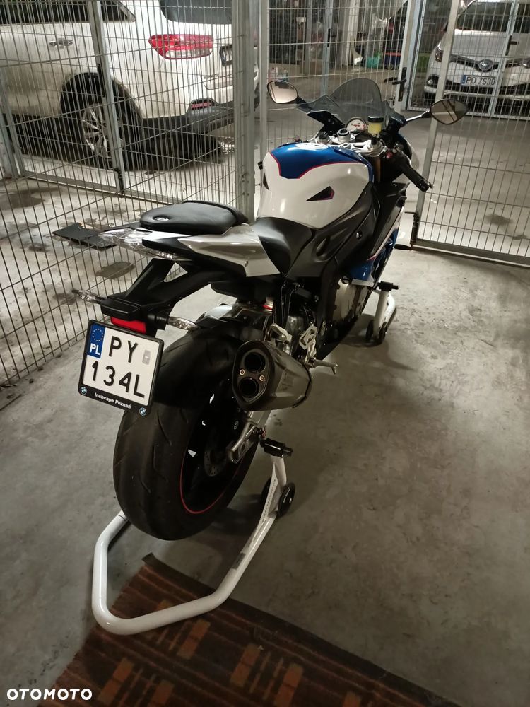 BMW S - 5