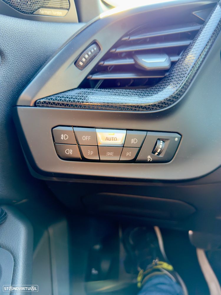 BMW 218 Gran Coupé i Pack Desportivo M Pro - 16